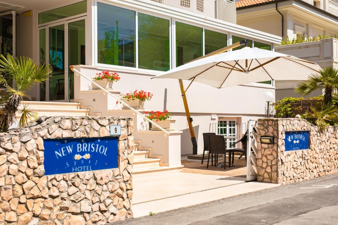 New Bristol Sport Hotel Cesenatico Exterior foto
